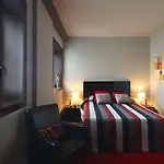 Silken Axis 호텔 비고