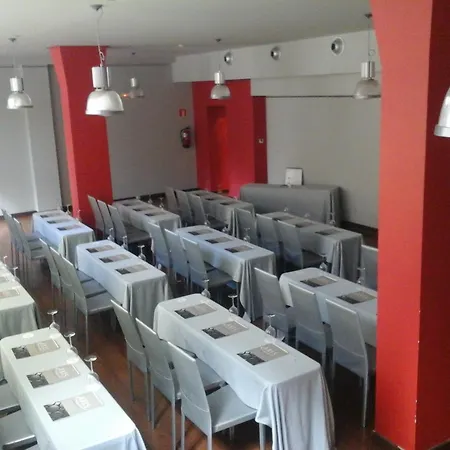 Silken Axis Hotel 4*