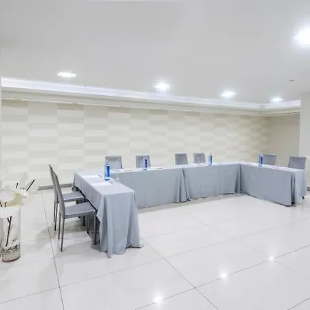 Silken Axis Hotel 4*