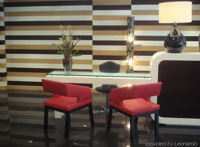 Silken Axis Szálloda